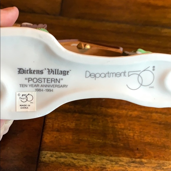 Department 56 Dickens Village Accessory - Picture 9 of 9